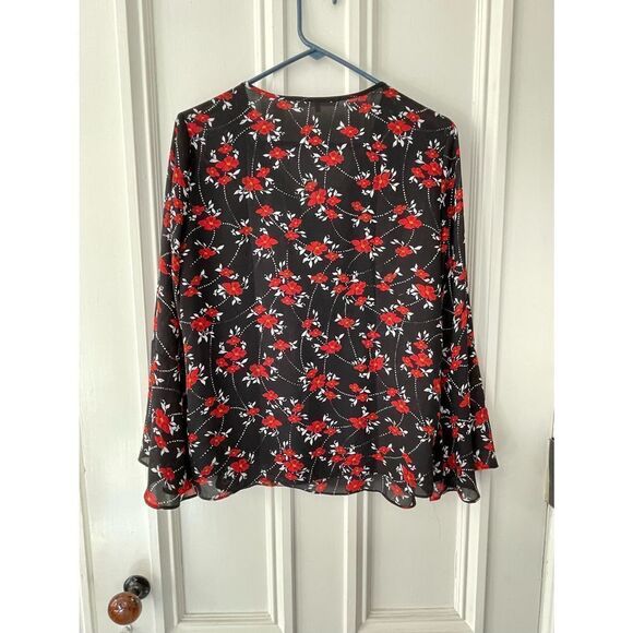Violet and Claire black white and red floral blouse M - Picture 2 of 4